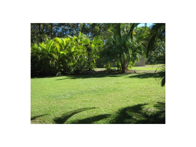28 Garden Drive, Urangan QLD 4655