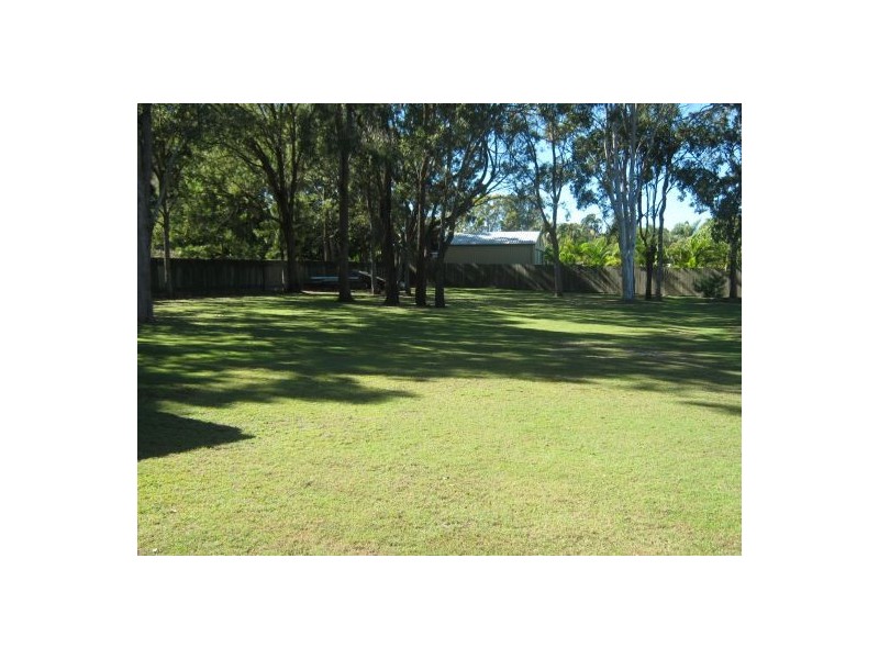 28 Garden Drive, Urangan QLD 4655