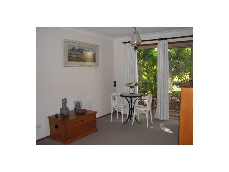 28 Garden Drive, Urangan QLD 4655