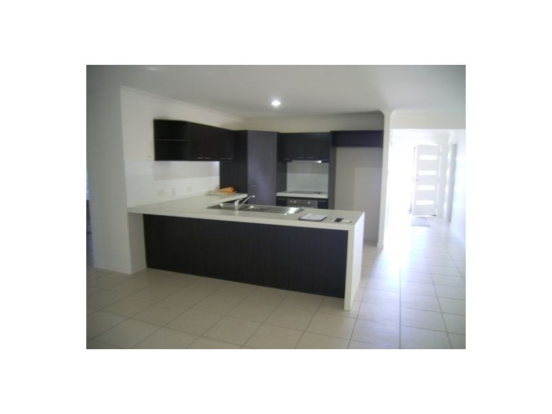 20 Golden Grove Court, Eli Waters QLD 4655
