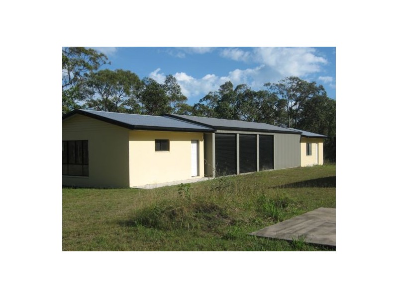 7 Maddever Road, Booral QLD 4655