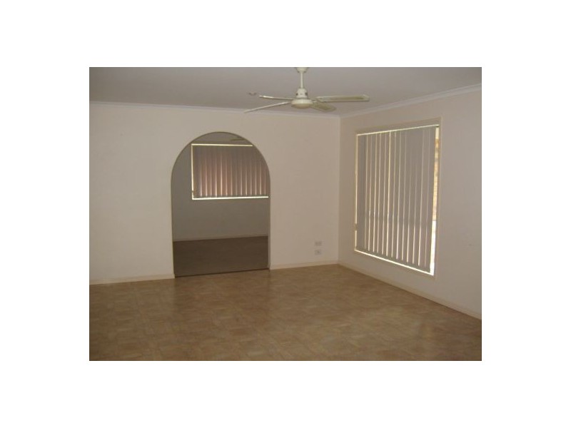 78 Honeysuckle Avenue, Kawungan QLD 4655