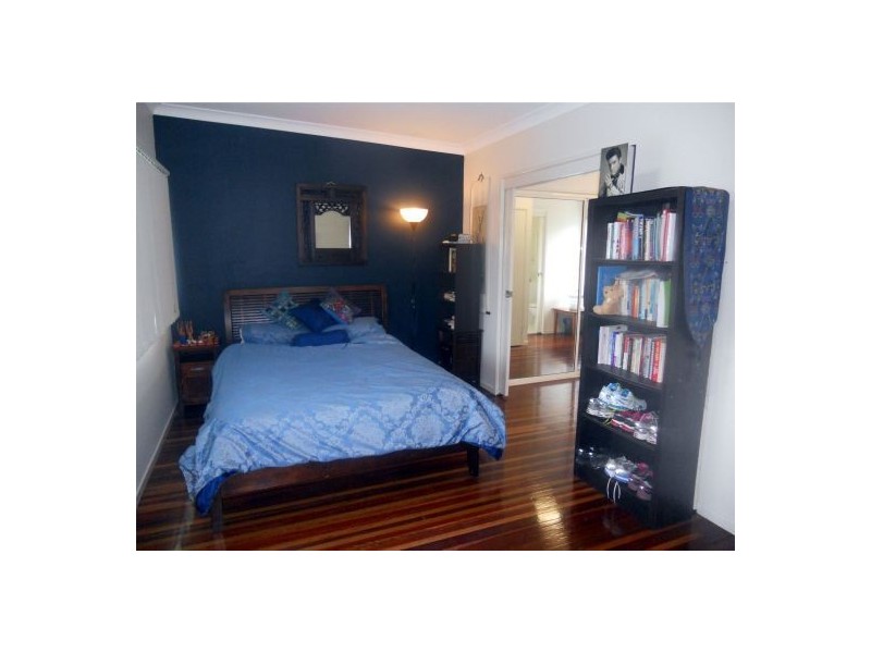 5/5 Mckean, Scarness QLD 4655