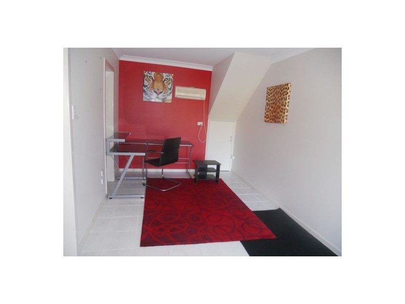 5/5 Mckean, Scarness QLD 4655