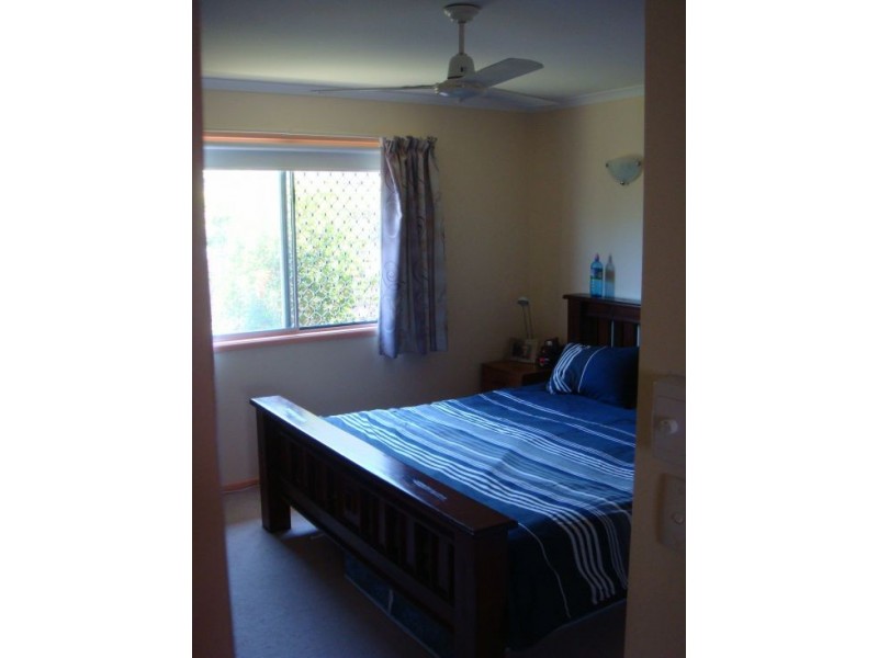 21 Caringa St, Urangan QLD 4655