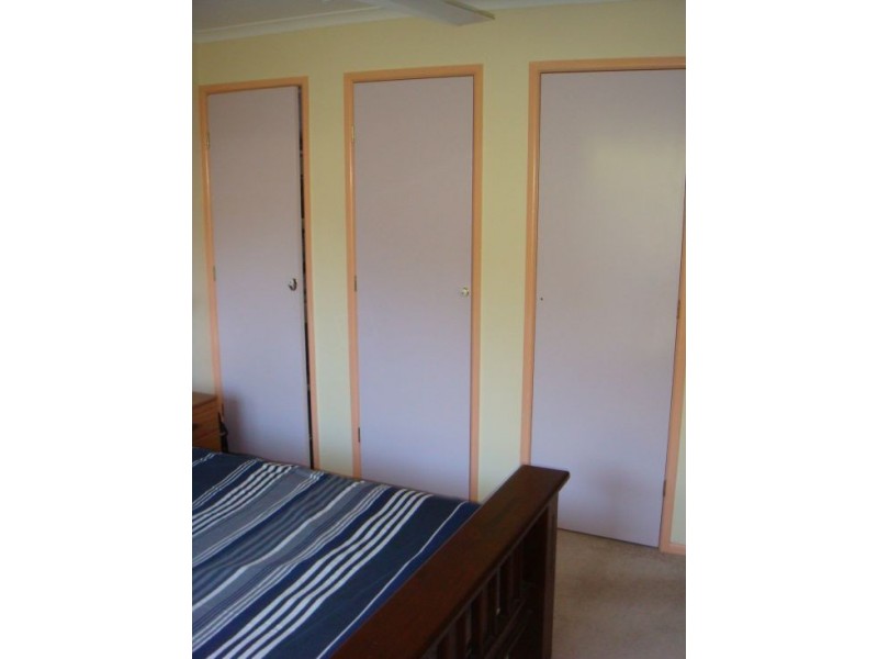 21 Caringa St, Urangan QLD 4655