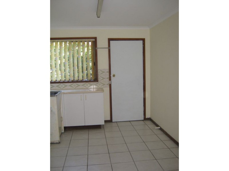 118 Long Street, Point Vernon QLD 4655