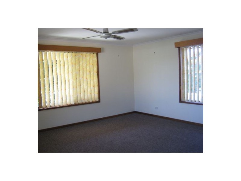 118 Long Street, Point Vernon QLD 4655