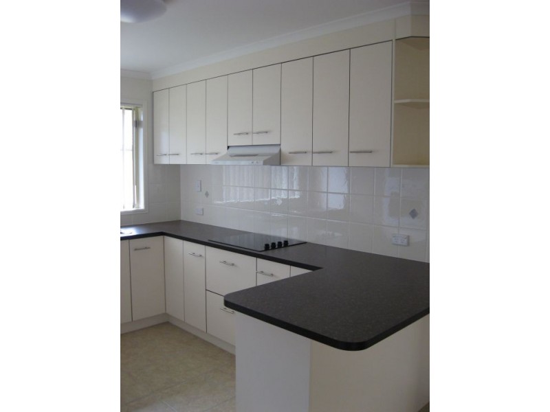 20 Topaz Cct, Urangan QLD 4655