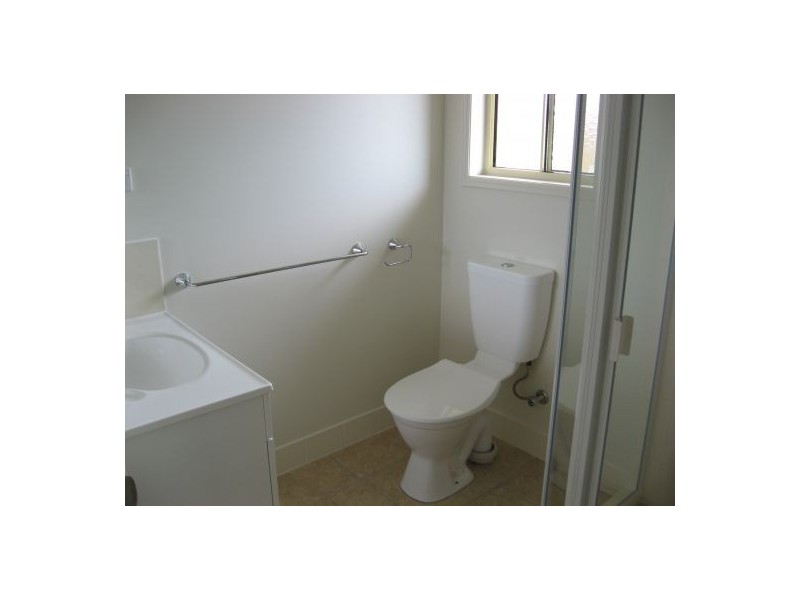 20 Topaz Cct, Urangan QLD 4655