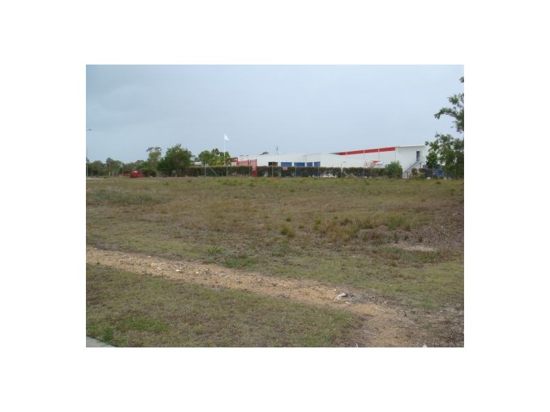 14 Southern Cross Circuit, Urangan QLD 4655