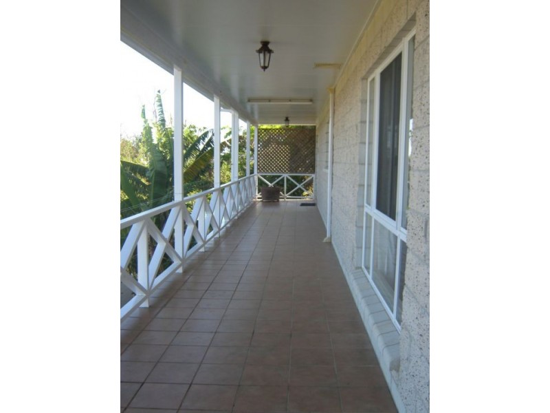 45 Francis Avenue, Booral QLD 4655