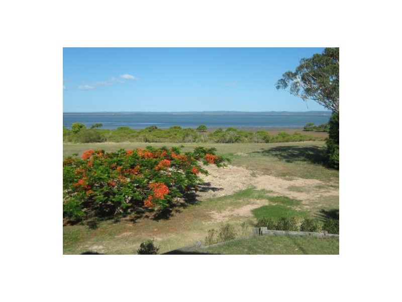 45 Francis Avenue, Booral QLD 4655