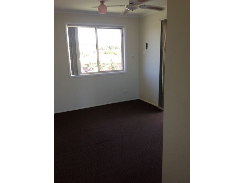 7 Banksia Park Dr, Scarness QLD 4655