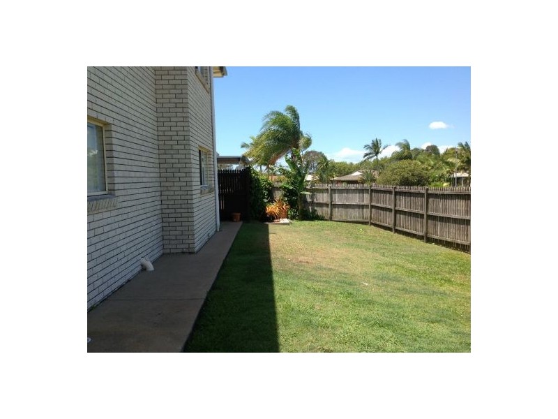 7 Banksia Park Dr, Scarness QLD 4655