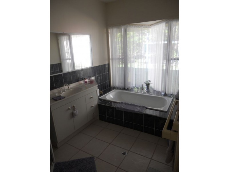 55 Pindari Crescent, Sunshine Acres QLD 4655