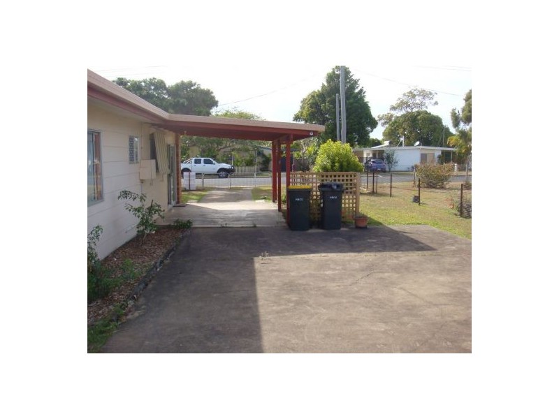21 Caringa Street, Urangan QLD 4655