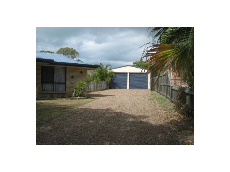 11 Macbel Court, Torquay QLD 4655