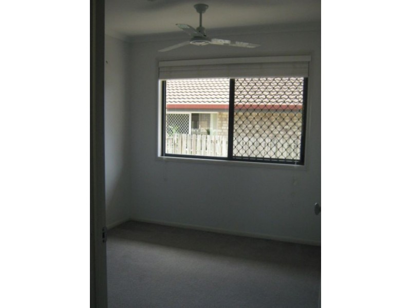 11 Macbel Court, Torquay QLD 4655