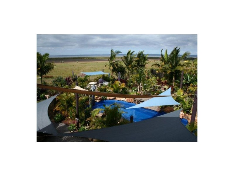 125-127 Cove Boulevard, River Heads QLD 4655
