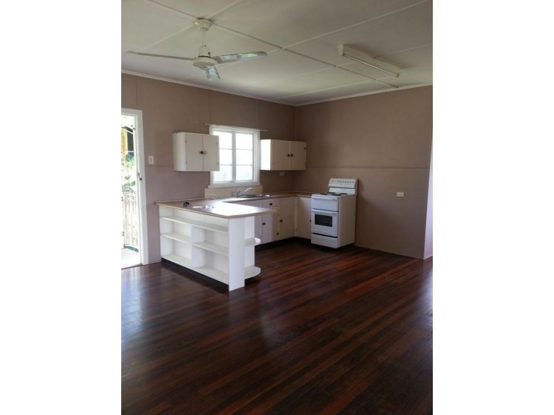 15 Truro Street, Torquay QLD 4655