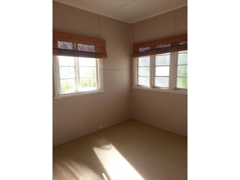 15 Truro Street, Torquay QLD 4655