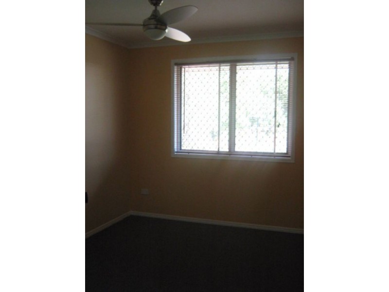 12 Tristania Cres, Urangan QLD 4655
