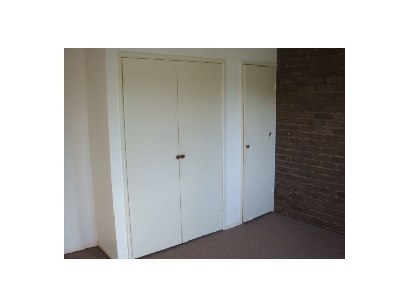 2 / 25 Hervey St, Scarness QLD 4655