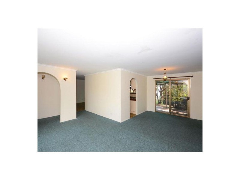 15 Maryanne Court, Point Vernon QLD 4655