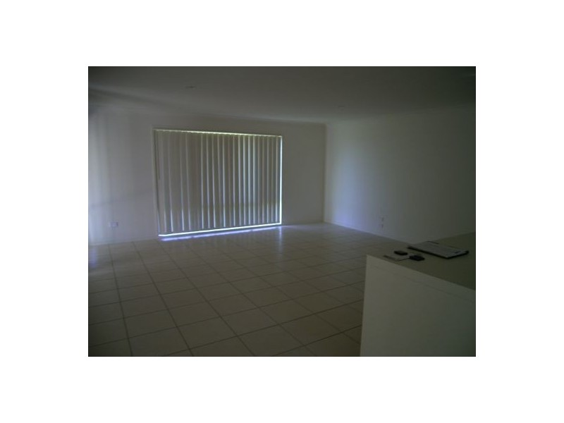 20 Golden Grove, Eli Waters QLD 4655