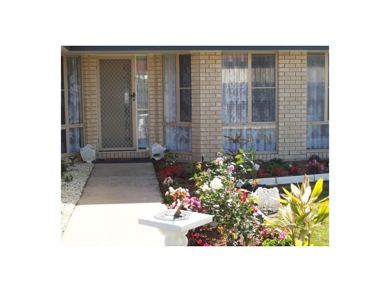 35 Bunya Court, Eli Waters QLD 4655