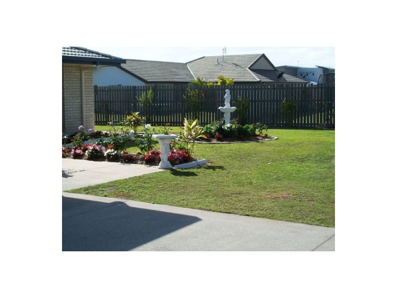 35 Bunya Court, Eli Waters QLD 4655