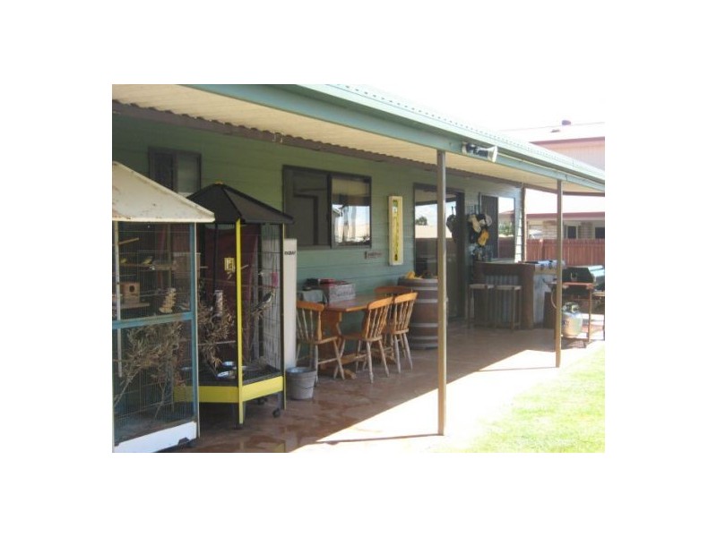 3 Cliveden, Point Vernon QLD 4655