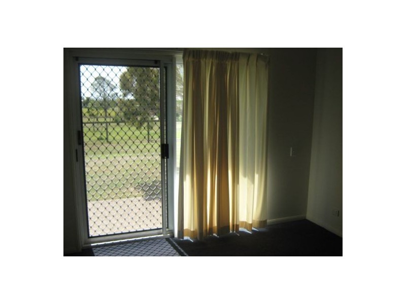 8 Stormy Rise, River Heads QLD 4655