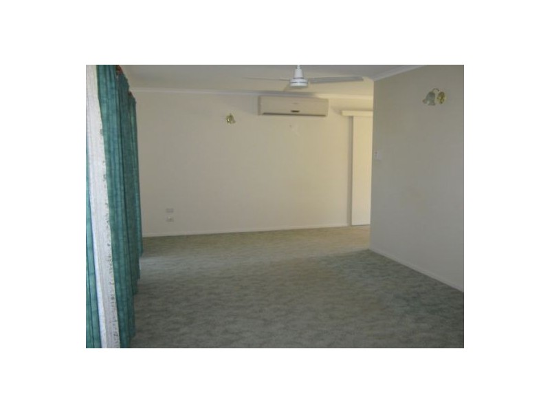 9 Kululu Crescent, Scarness QLD 4655