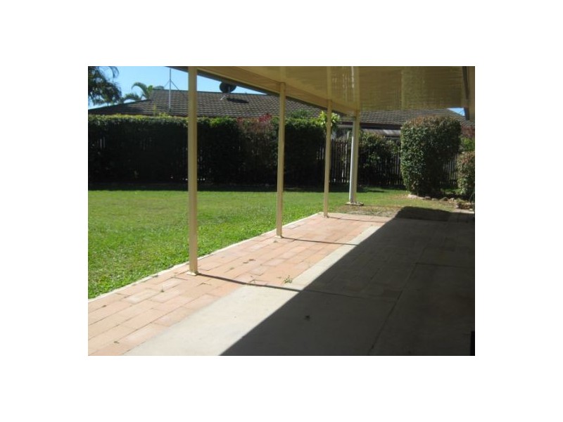 9 Kululu Crescent, Scarness QLD 4655