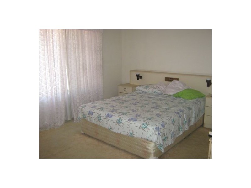 135 Elizabeth, Urangan QLD 4655