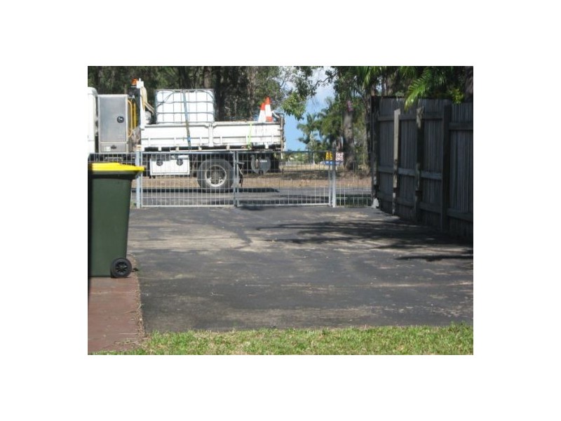 135 Elizabeth, Urangan QLD 4655