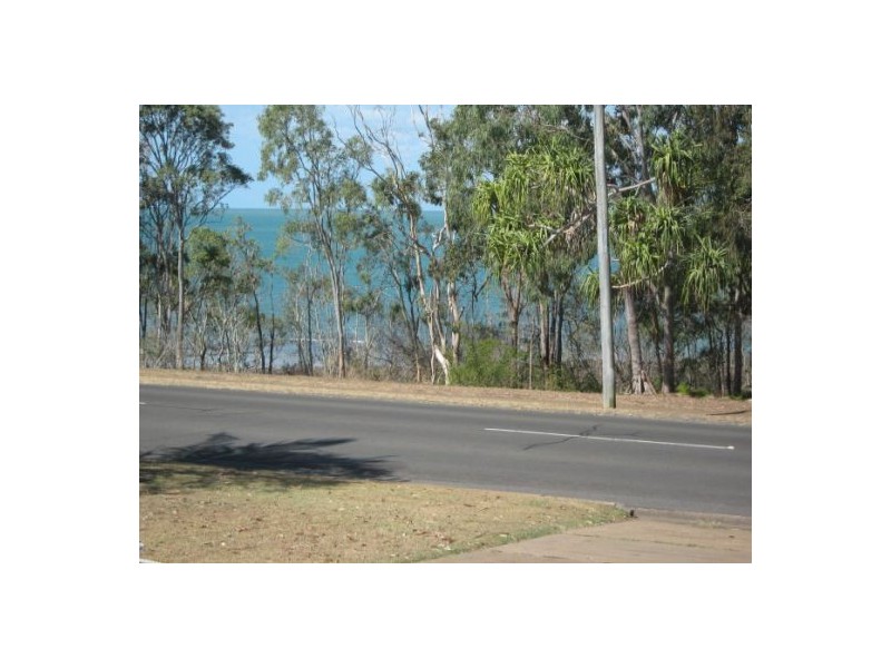 123 Esplanade, Point Vernon QLD 4655