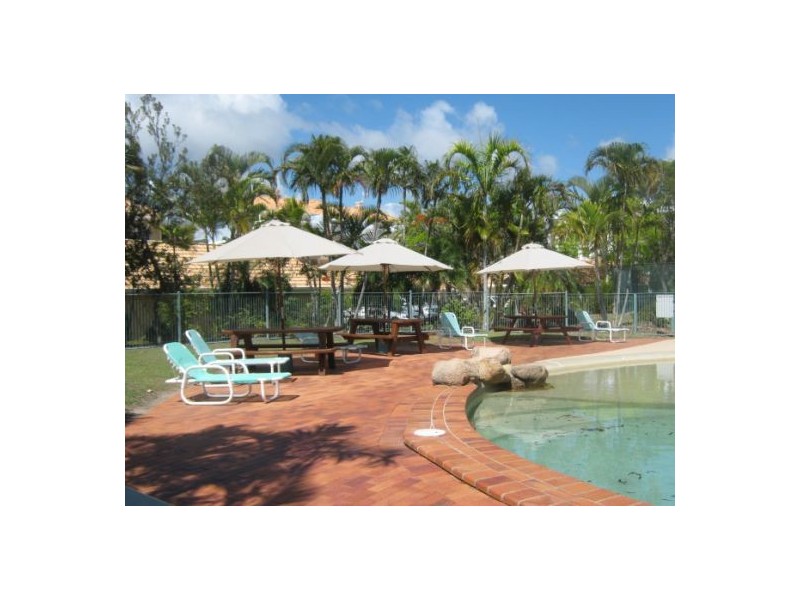 Unit 64 Buccaneer Drive, Urangan QLD 4655