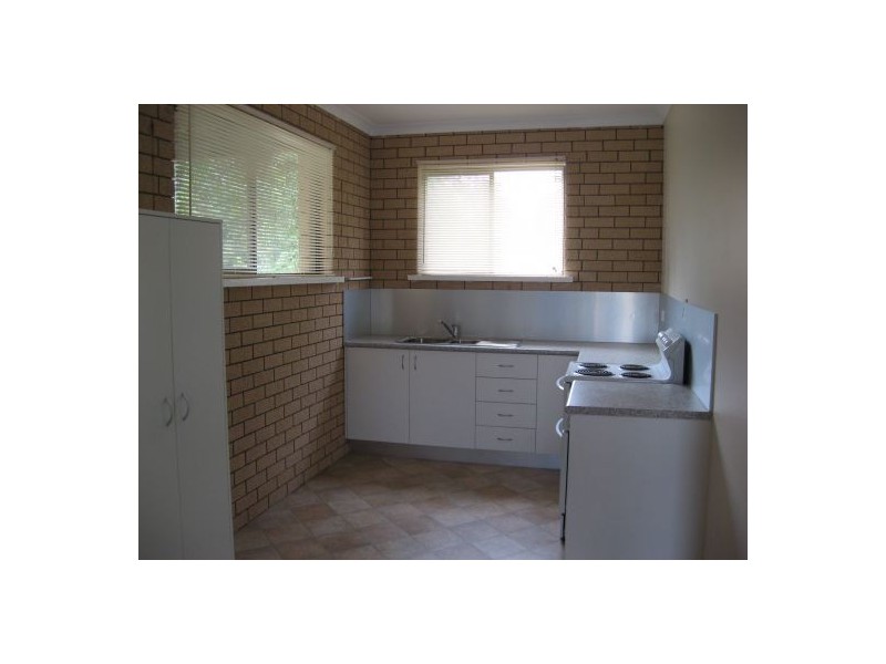 6b Crown Street, Scarness QLD 4655