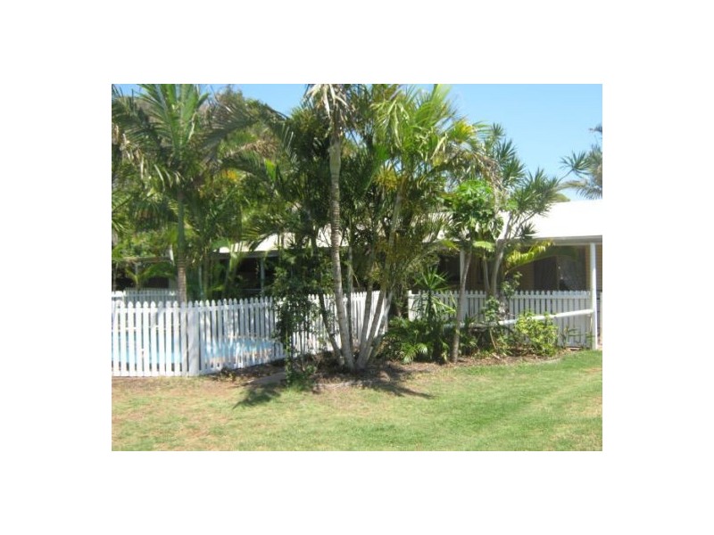 226 Dayman, Torquay QLD 4655