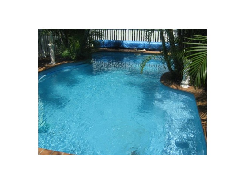 226 Dayman, Torquay QLD 4655