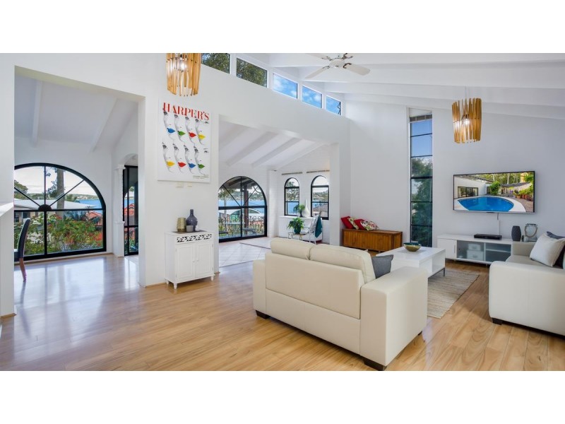 106 Coal Point Road, Coal Point NSW 2283