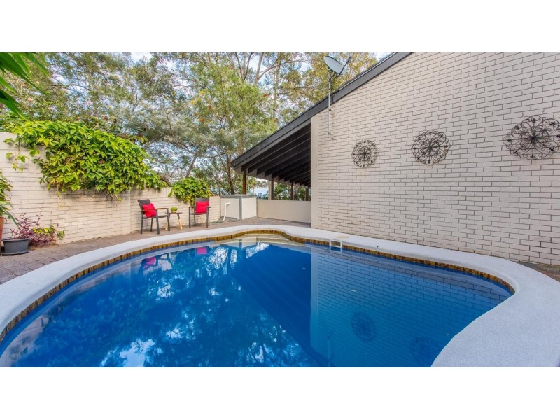 106 Coal Point Road, Coal Point NSW 2283