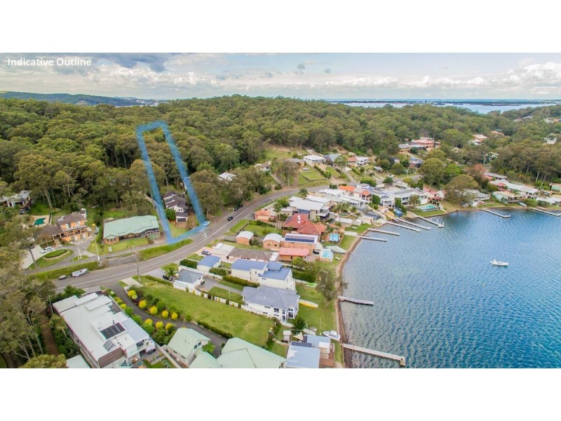 106 Coal Point Road, Coal Point NSW 2283