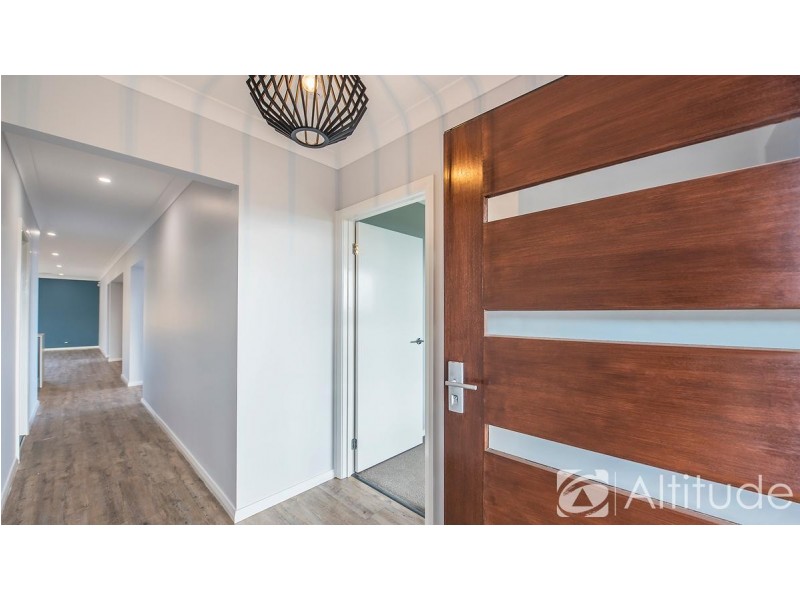 4 Pondsitter Street, Chisholm NSW 2322