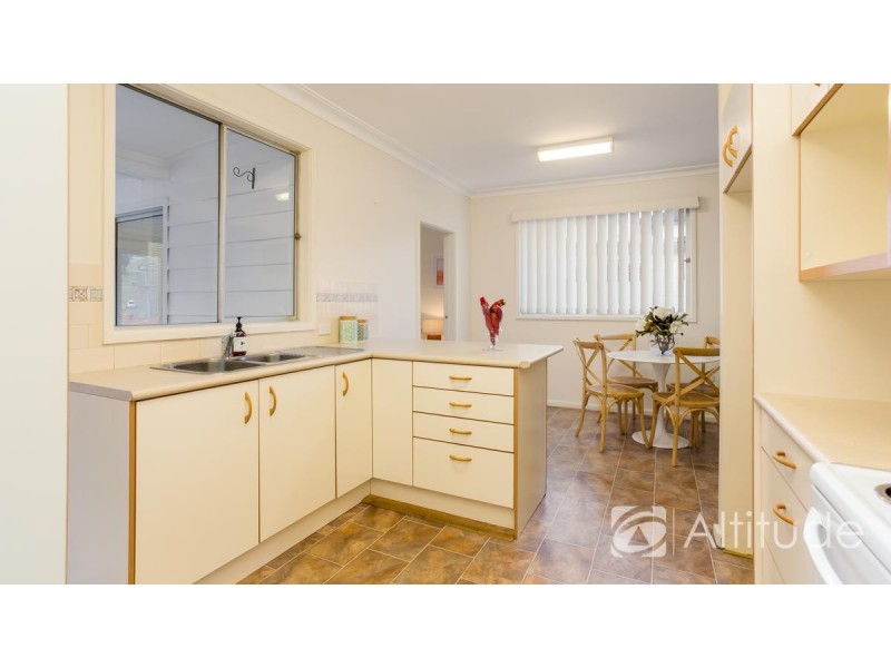 18 Lawson Road, Macquarie Hills NSW 2285