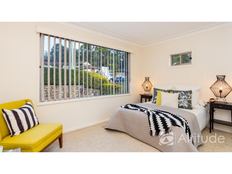 18 Lawson Road, Macquarie Hills NSW 2285