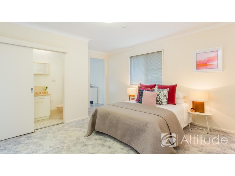 18 Lawson Road, Macquarie Hills NSW 2285